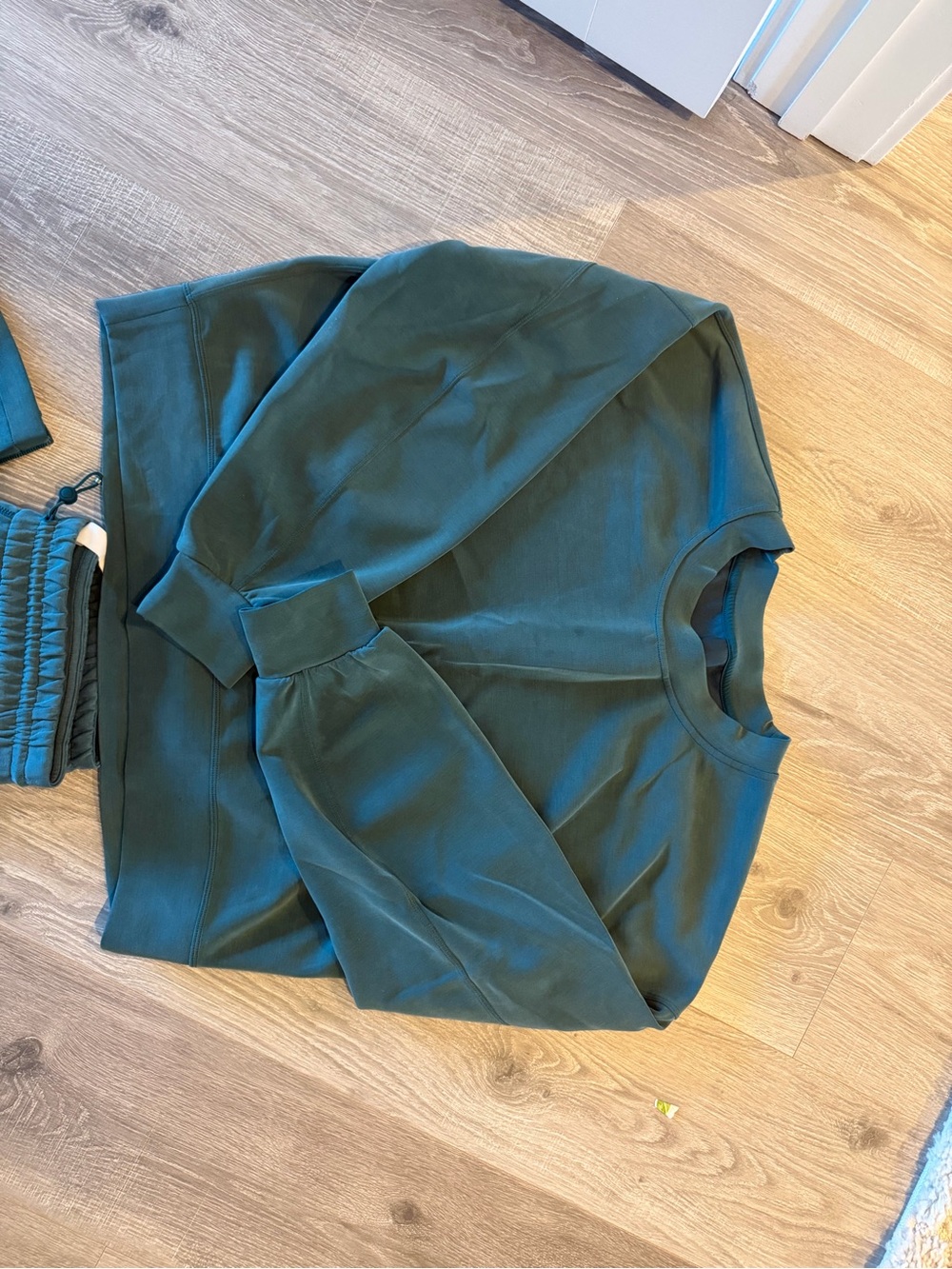 lululemon athletica Forest Green Crewneck Sweatshirt